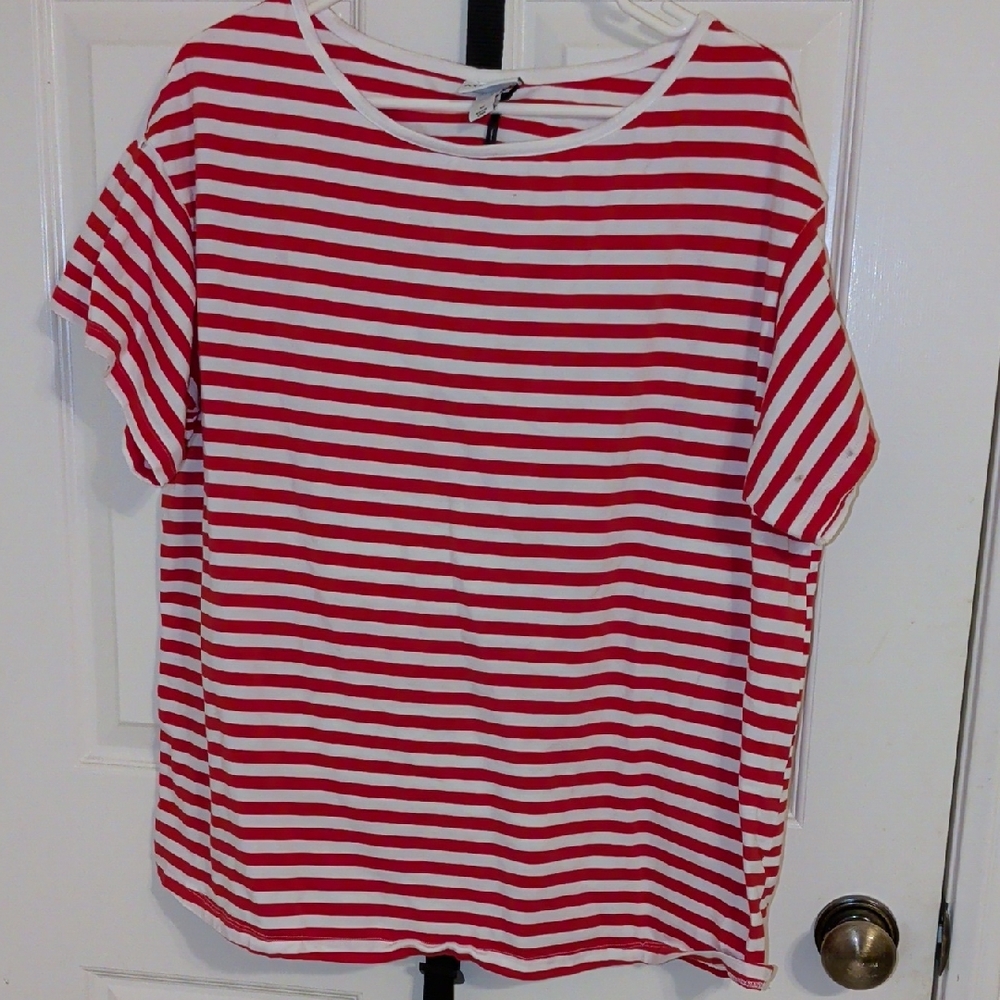 Ava & Viv Red and White Striped Short Sleeve Tee